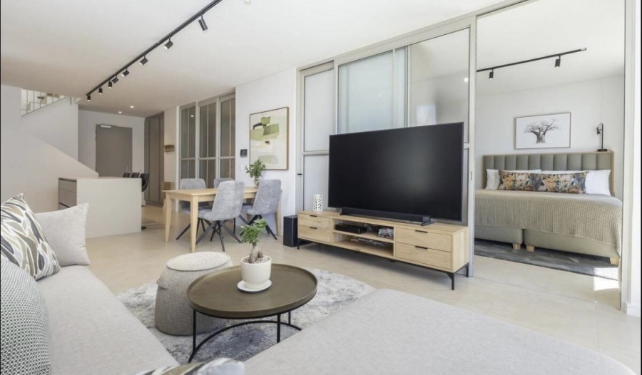 To Let 3 Bedroom Property for Rent in Green Point Western Cape